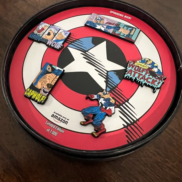 Marvel enamel pins Werewolf Captain America & The Falcon - Picture 5 of 5